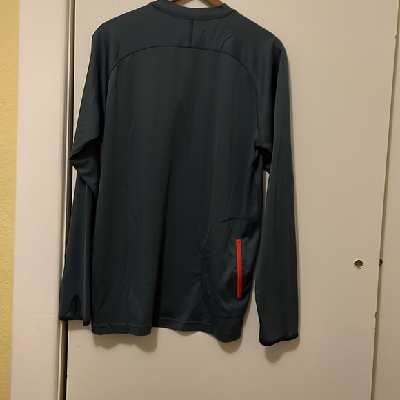 Loggerhead Henley - Picture 3 of 4